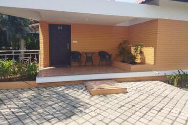 Savana Lake Resort