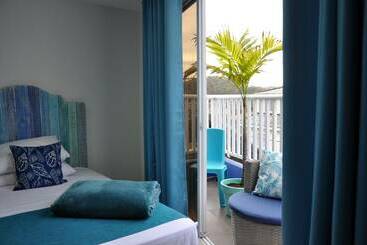 White Coral Apartasuites