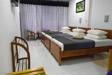 Acme Grand Hotel Habarana