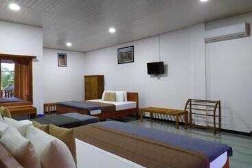 Acme Grand Hotel Habarana