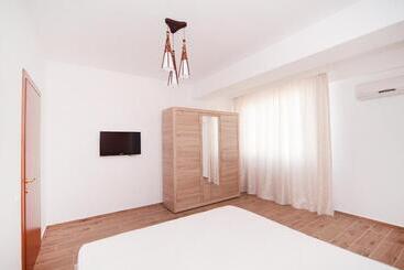 Mamaia Summerland Apartments