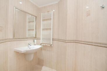 Mamaia Summerland Apartments