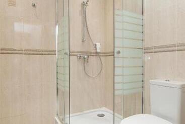 Mamaia Summerland Apartments
