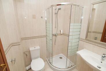 Mamaia Summerland Apartments