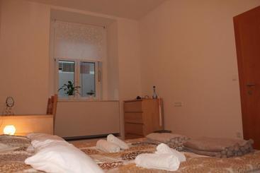 پانسیون Anna House