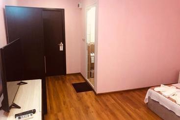 پانسیون Guest House Stels