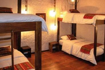 پانسیون Hostal Restaurant La Cigale