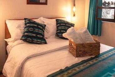 پانسیون Hostal Restaurant La Cigale