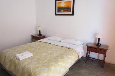 پانسیون Huanchaco Hostal