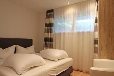 پانسیون Ibex Hostel