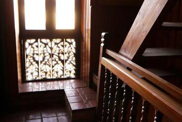 پانسیون Unique Guest House