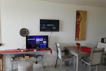 Orient Bay Beach Studio