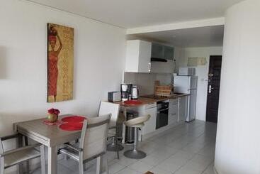 Orient Bay Beach Studio