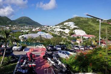 Orient Bay Beach Studio