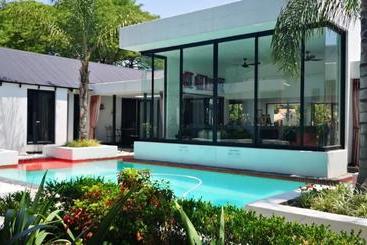 ペンション 21 Kingfisher Guesthouse