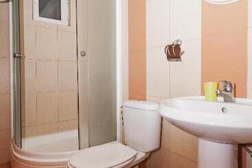 پانسیون Bitrak Guest House