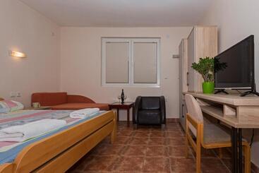 پانسیون Bitrak Guest House