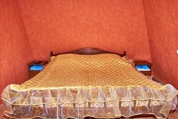 پانسیون California Guest House