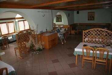 پانسیون Guest House Kveder
