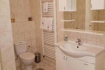 پانسیون Guesthouse Villa Elizabet