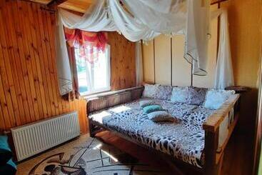 پانسیون Kitech Guest House