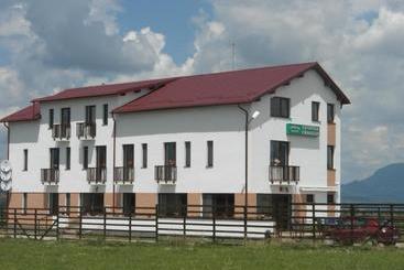 Pensiunea Cetatea Craiului