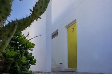Apart Hotel Colors
