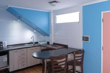 Apart Hotel Colors