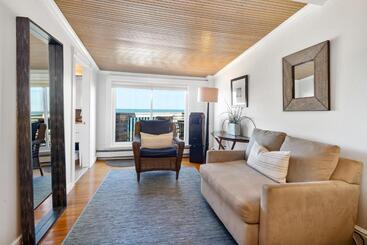 Bed and Breakfast Inn On The Sound