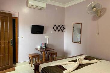 پانسیون Avocado Guesthouse