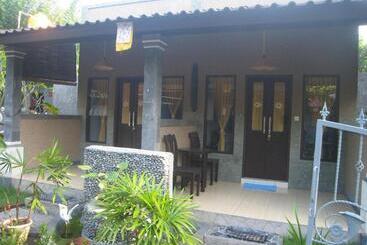 پانسیون Bhakti Guest House