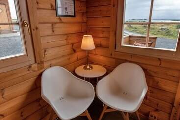پانسیون Dimmuborgir Guesthouse