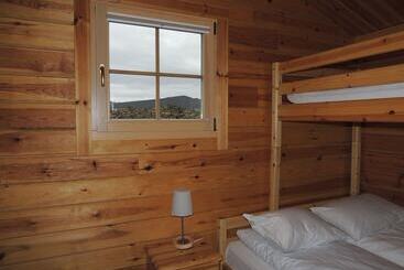 پانسیون Dimmuborgir Guesthouse