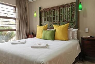 پانسیون Excellent Guest House