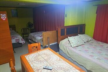 پانسیون Hostal Inthalassa Caldera