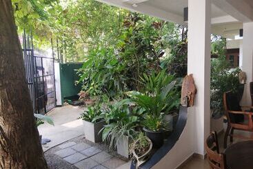 پانسیون Unawatuna Beach Bungalow
