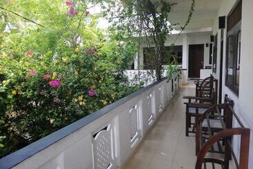 پانسیون Unawatuna Beach Bungalow