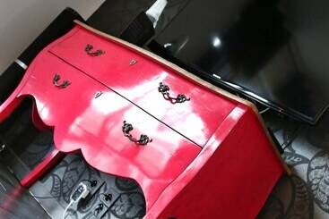 هتل V E R O N E   Rooms & Suites   Liège   Rocourt
