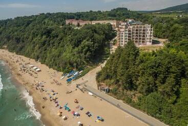 Moreto Seaside Apart