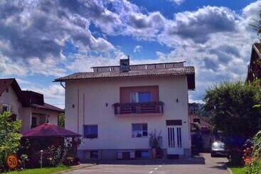 Guesthouse Stremljan Ljubljana - Medvode