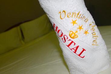 پانسیون Hostal Ventura Isabel