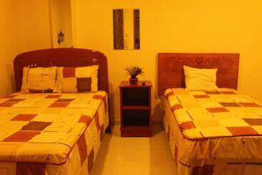 پانسیون Hostal Ventura Isabel