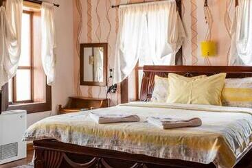 پانسیون Kazasovata Guest House
