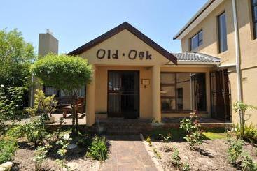 Pension Old Oak Guest House