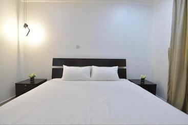 Noble Rose Apartment