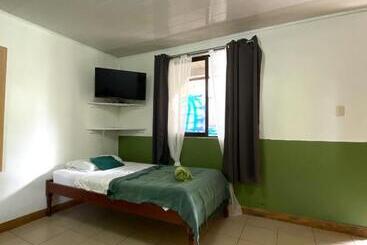 پانسیون Cabinas Cahuita