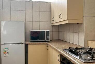 پانسیون Goulden Street Guest House