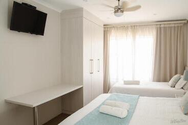 پانسیون Goulden Street Guest House