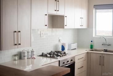 پانسیون Goulden Street Guest House