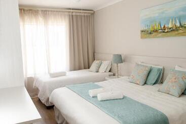 پانسیون Goulden Street Guest House